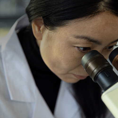 SEPT SCIENTIFIQUES SUR DIX dénoncent le silence