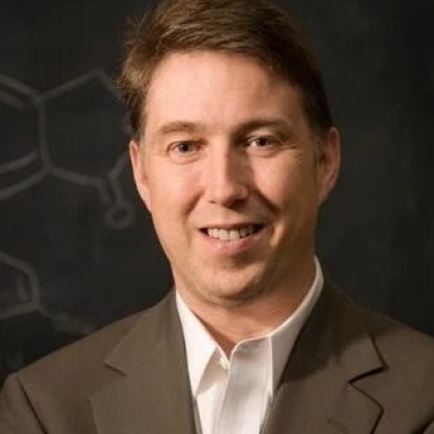 Pr Paul Anastas is ascientist, inventor, author and public servant from the USA 